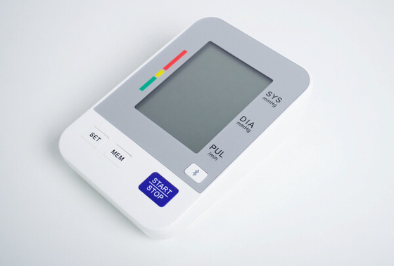 di buona qualità Monitor di pressione sanguigna dell'OEM Gray Upper Arm Bluetooth Digital per Andriod le vendite